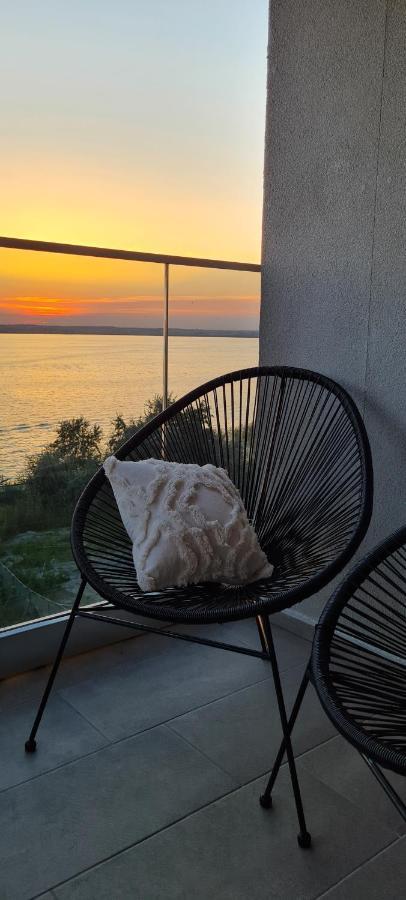 Golden Mirage Sunset Apartment มามายา ภายนอก รูปภาพ