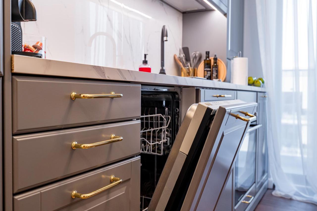 Golden Mirage Sunset Apartment มามายา ภายนอก รูปภาพ