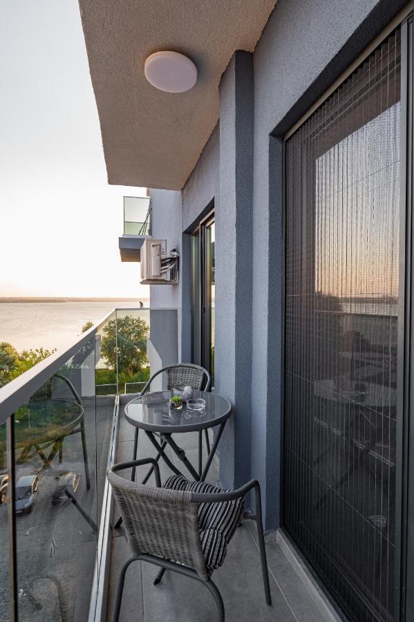 Golden Mirage Sunset Apartment มามายา ภายนอก รูปภาพ